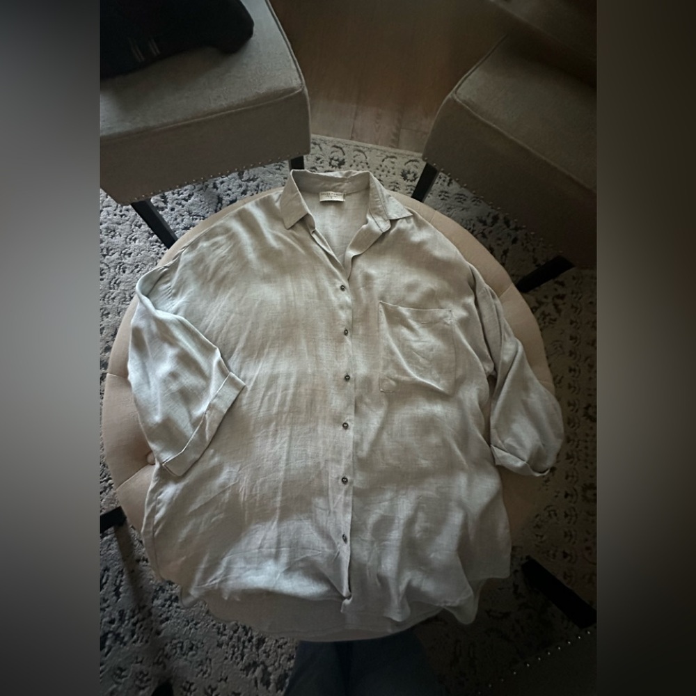 Elegant Button Down Shirt - Picture 2 of 9